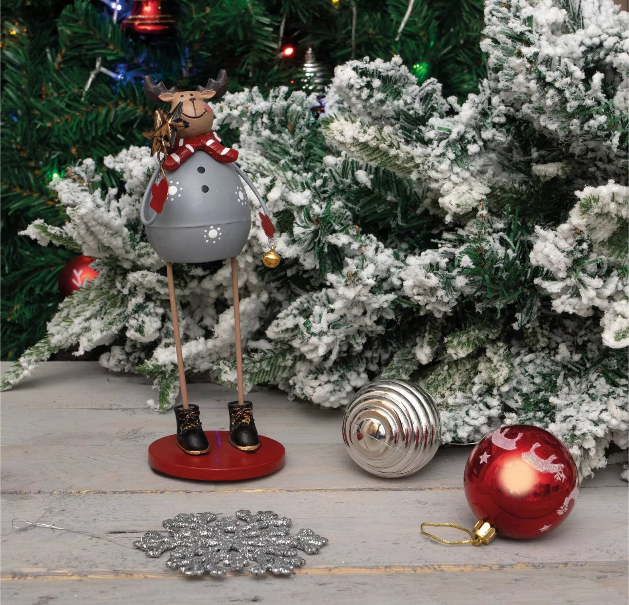 Festive Metal Statues