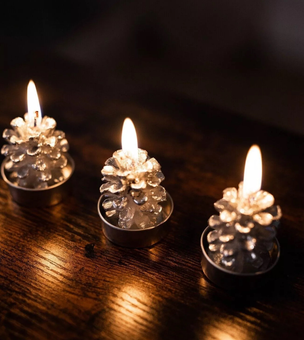 Silver Pinecone Candle Set x4