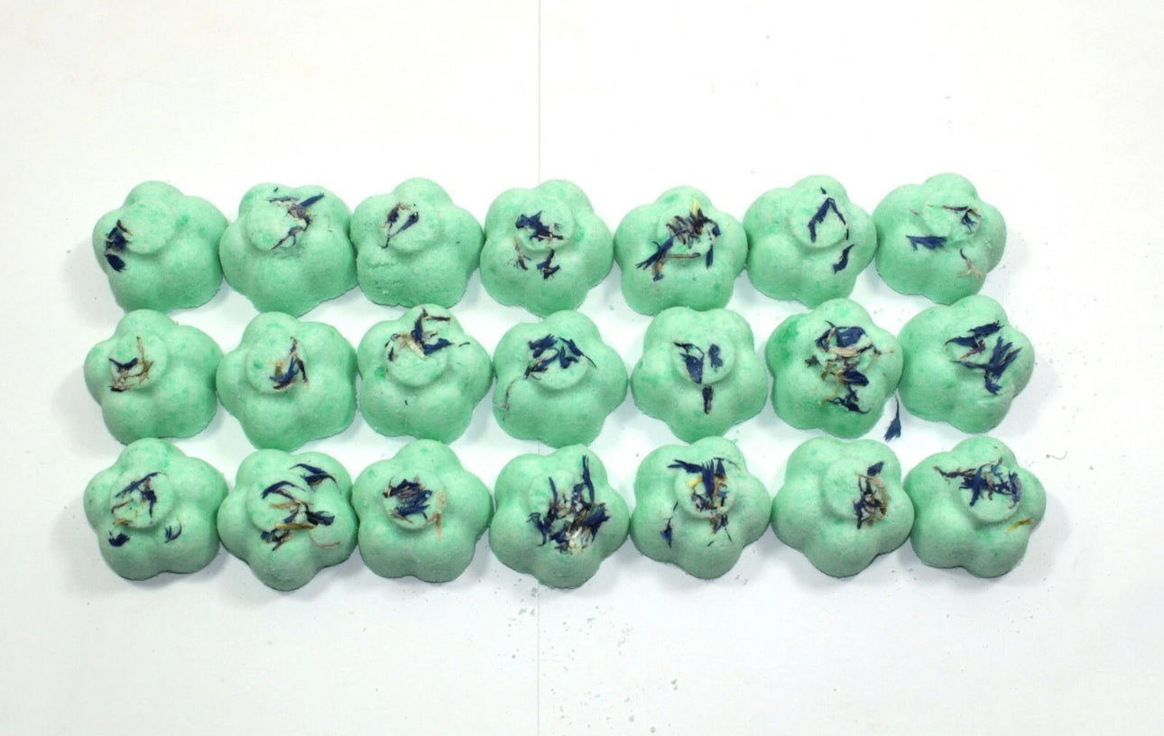 21pc Mini Flower Bath Bombs After Eight Scented