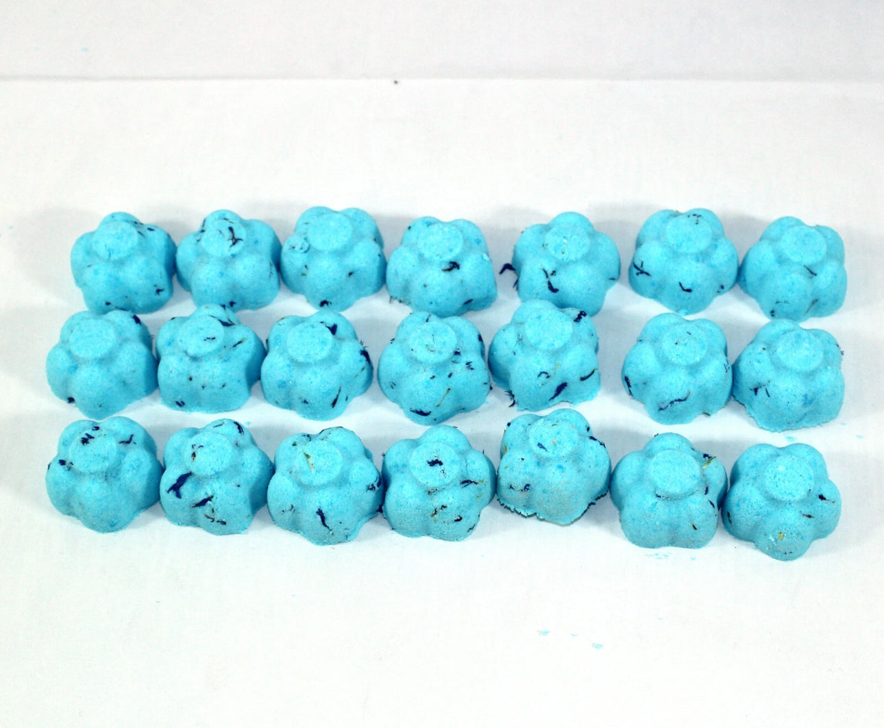 21pc Mini Flower Bath Bombs Blue Dewberry Scented