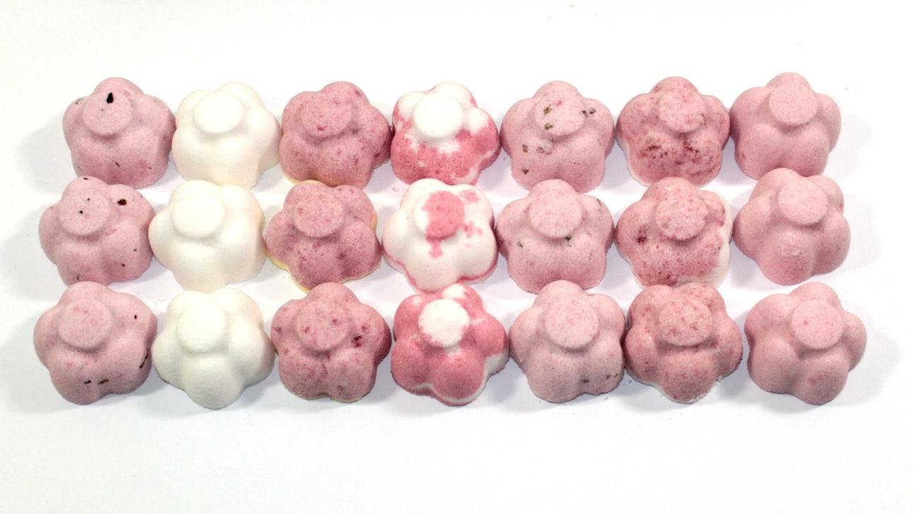 21pc Mini Pink Flower Bath Bombs