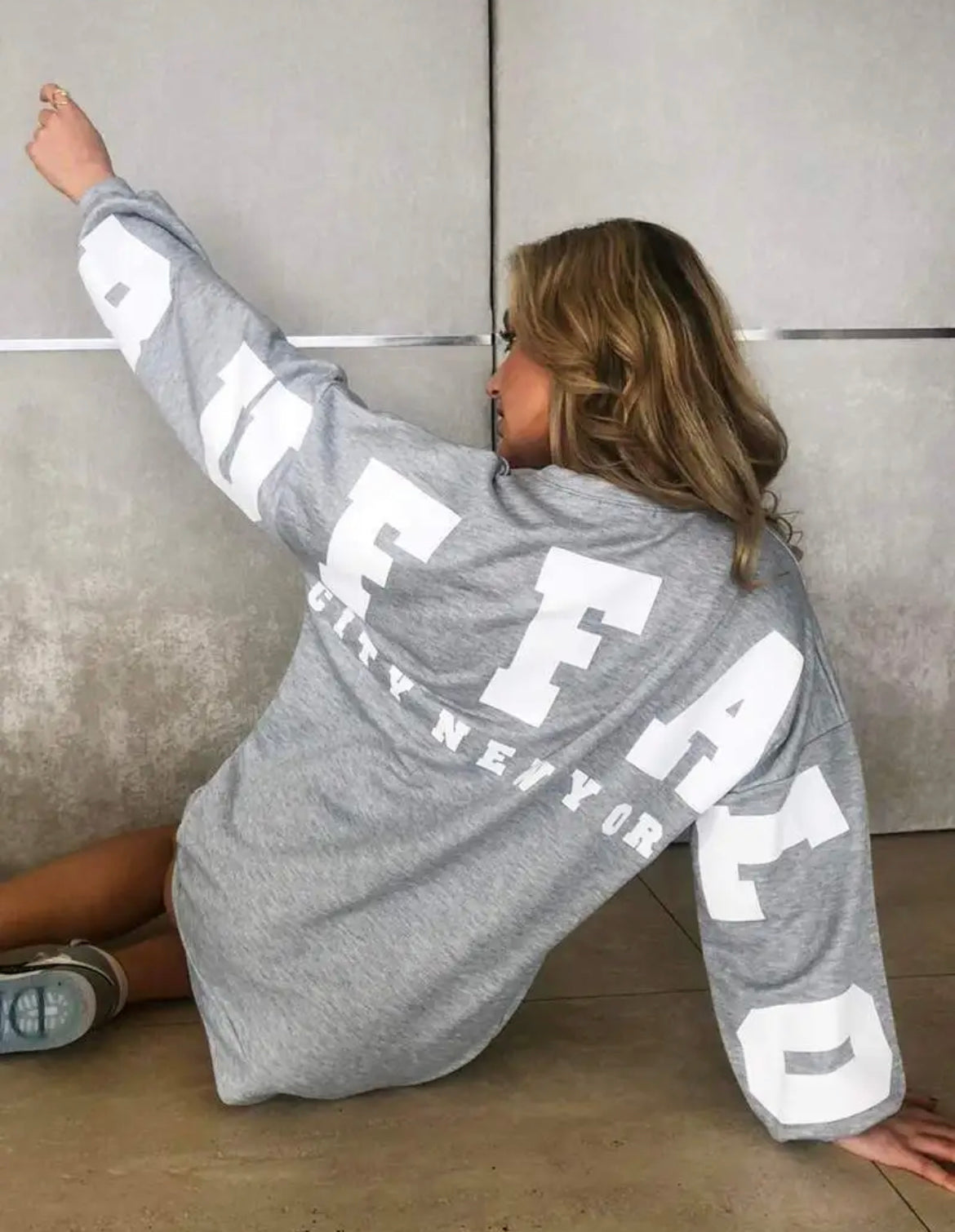 Oversized Buffalo Slogan Jumper