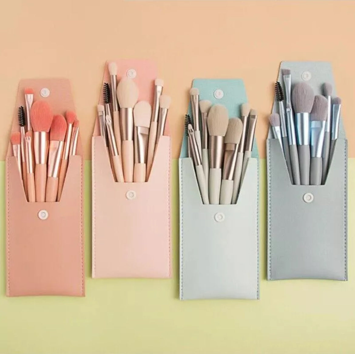8 Piece Travel Make Up Brush Set