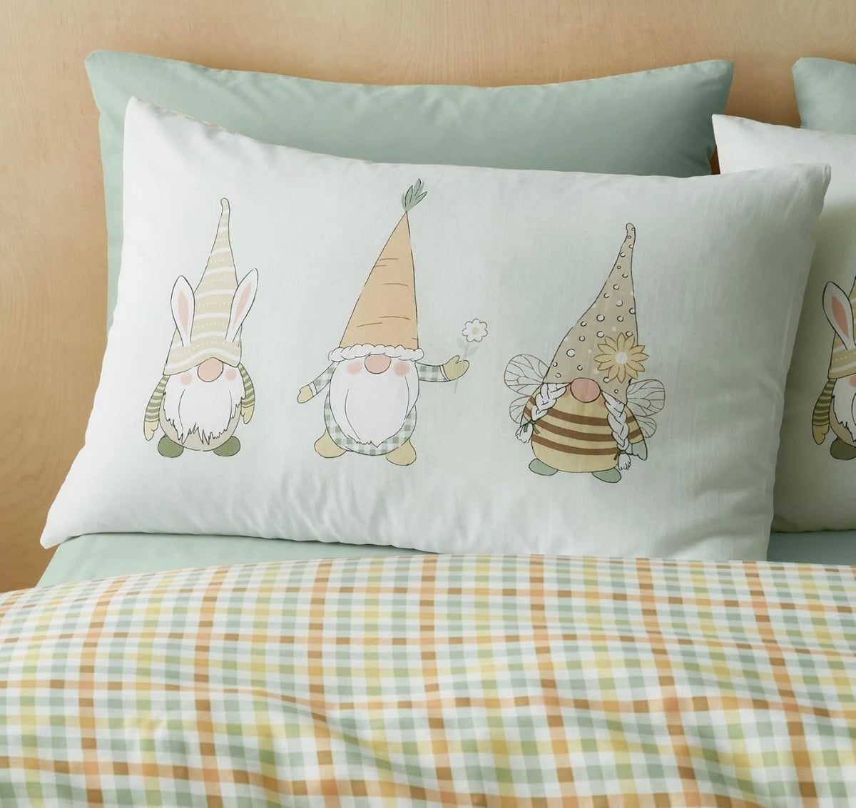 Reversible Mint Green Gonk Duvet Sets