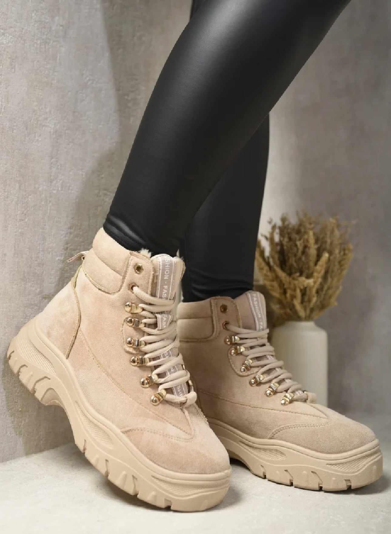 Ladies Chunky Winter Boots