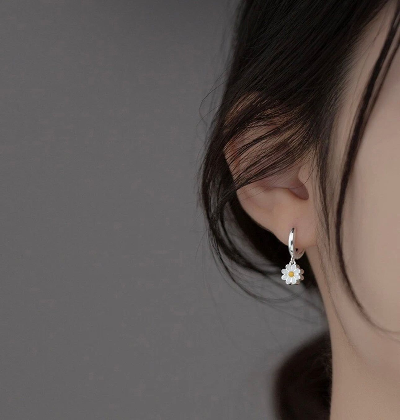 Daisy Hoop Earrings