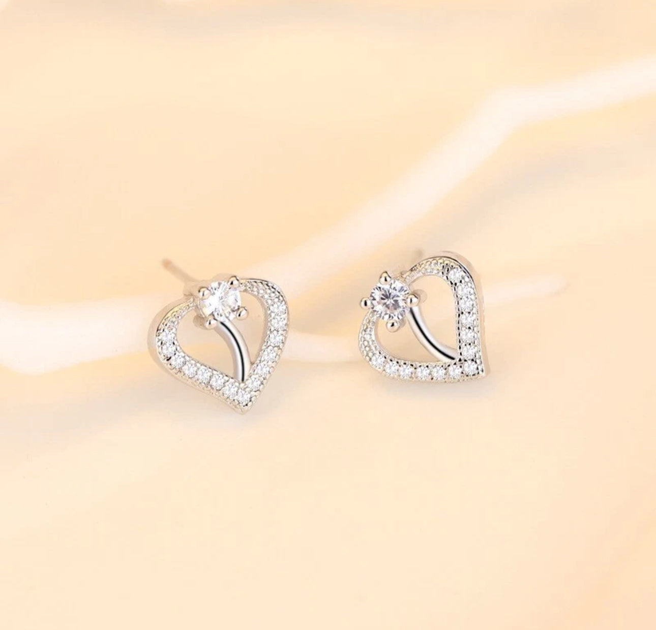 Cute Gemstone Heart Earrings