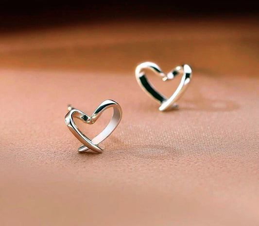 925 Sterling Silver Twisted Heart Earrings