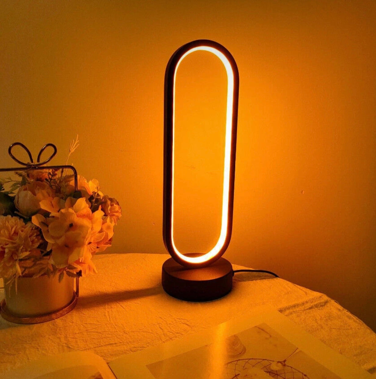 3 Colour Dimming Ring Table Lamp