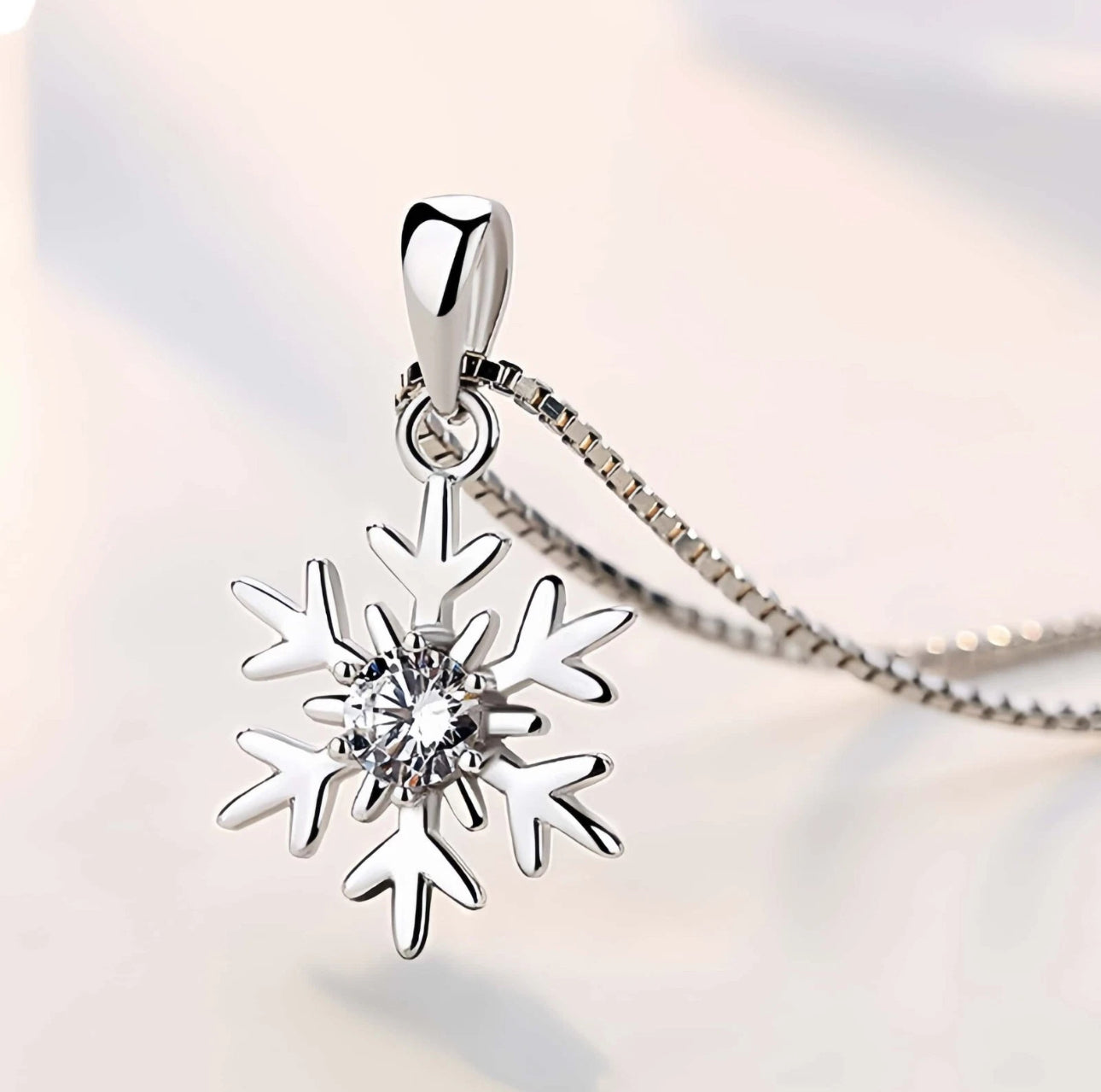 Silver Snowflake Earrings & Necklace Set