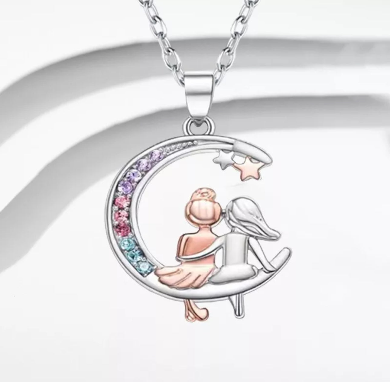 925 Silver Friends Hugs Necklace