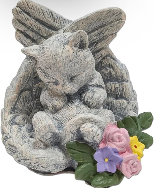 Kitten Memorial Statue