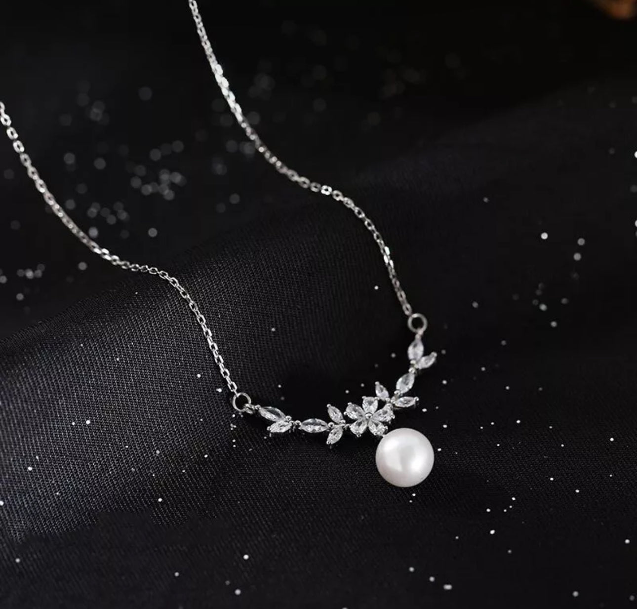 925 Sterling Silver Leaf Pearl Drop Pendant