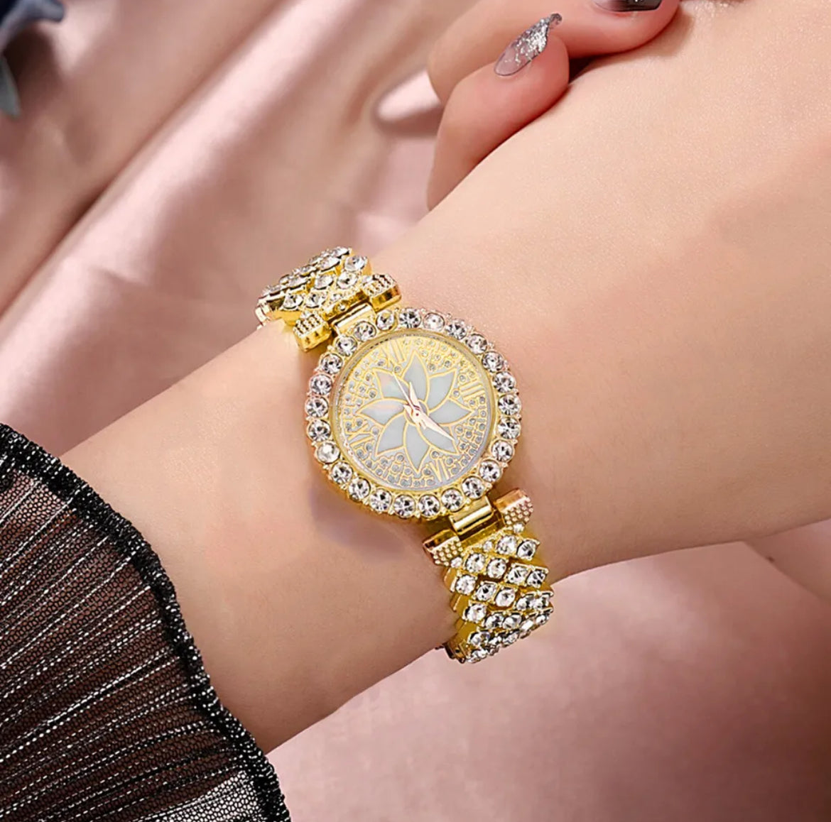 Women’s Watch & Bracelet Set