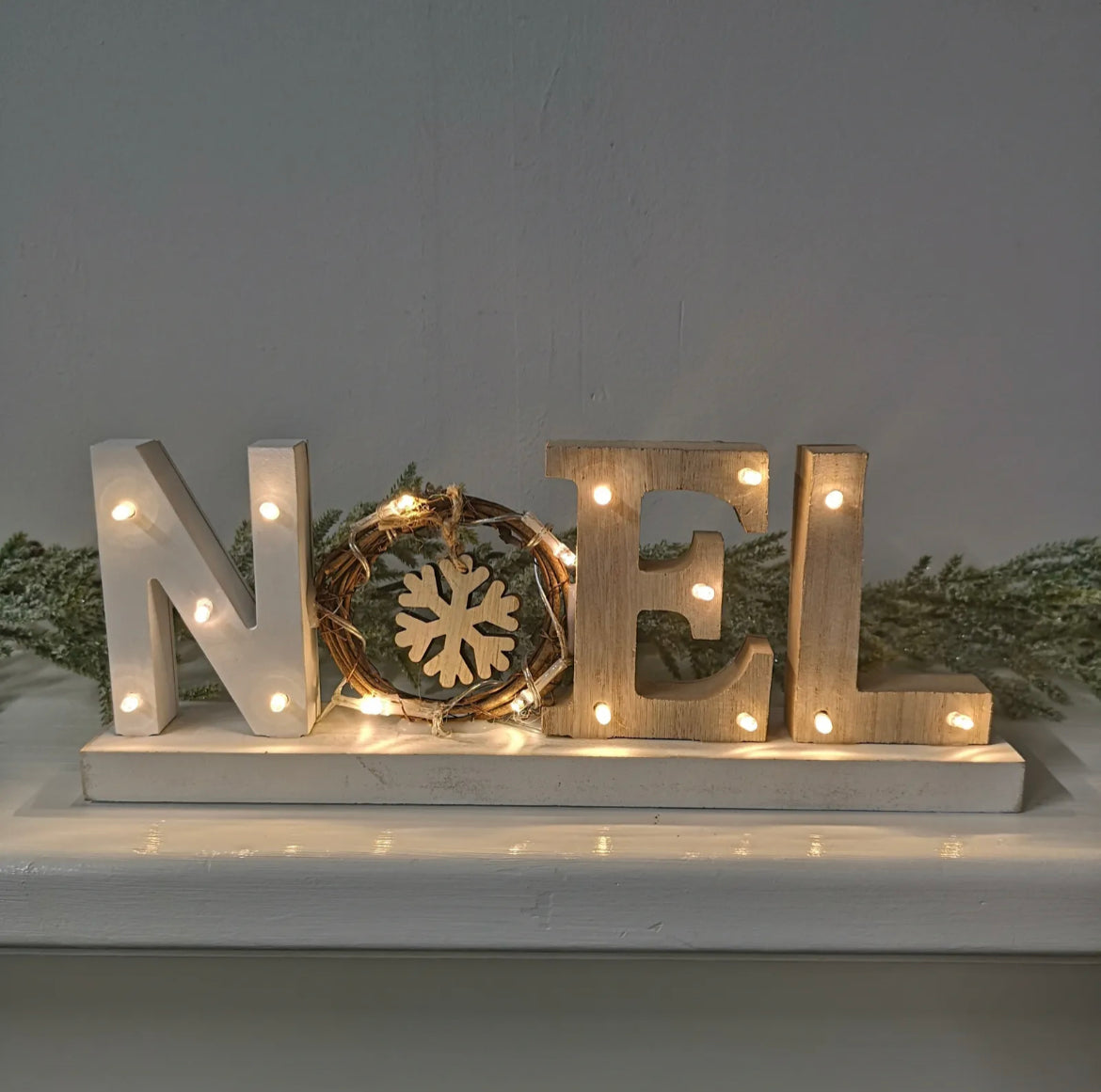 Wooden LED Noel Sign