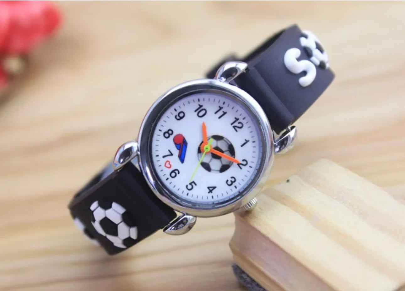 Children’s Football Analogue watch