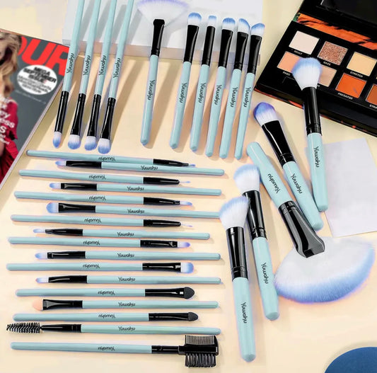 32 Piece Make Up Brush Set