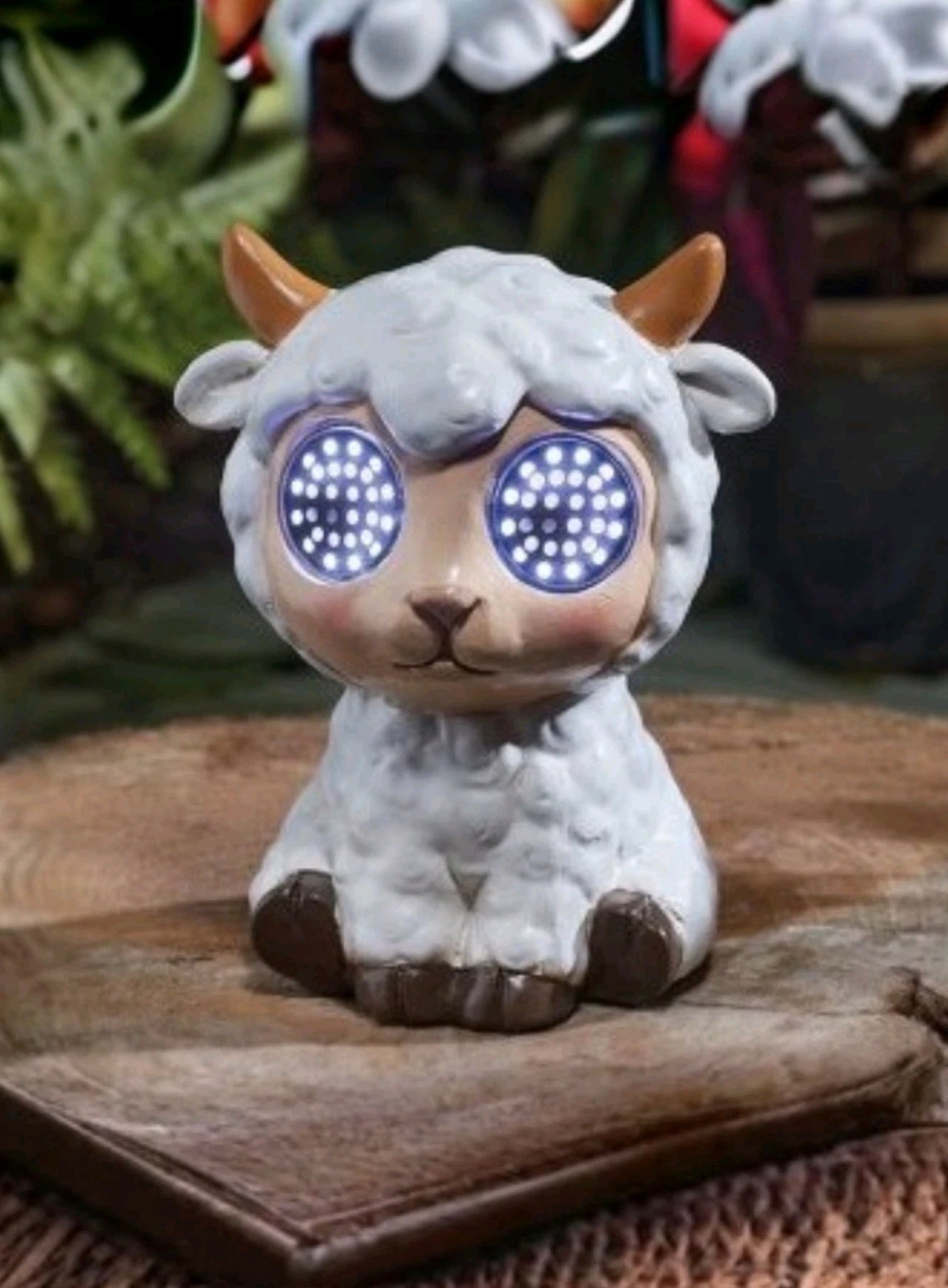 Blinking Garden Statues