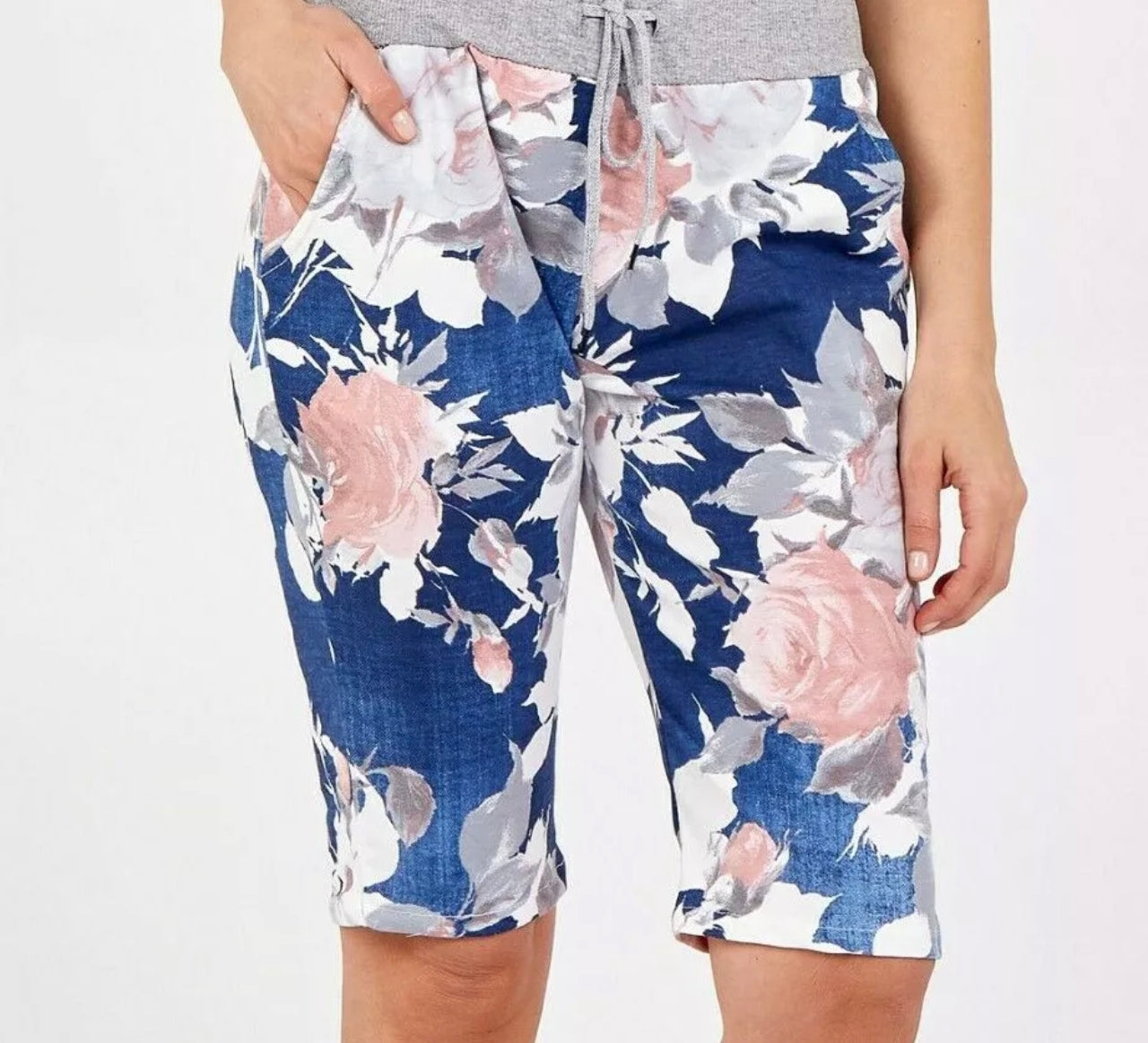 Women's Italian Turn Up Shorts