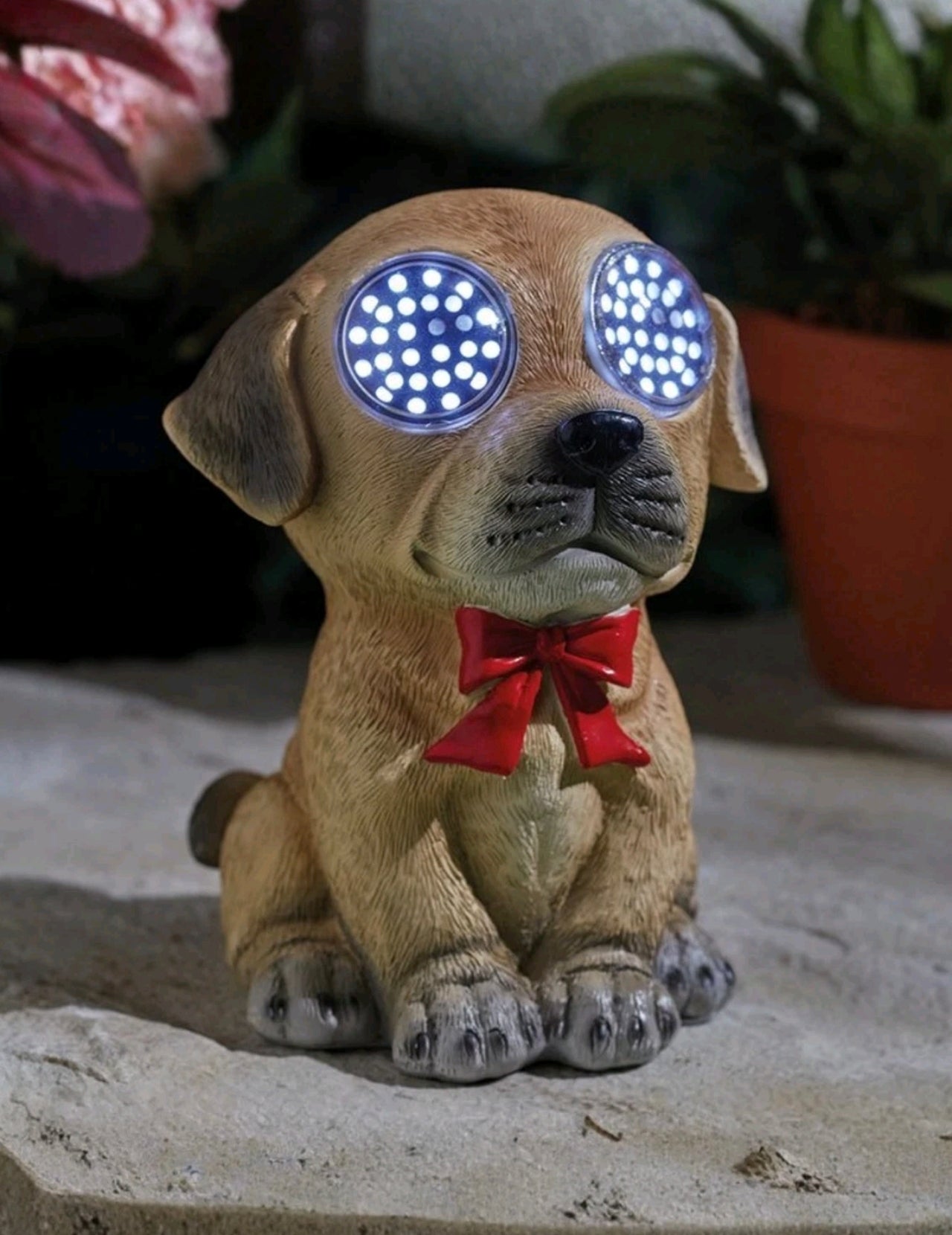 Blinking Garden Statues