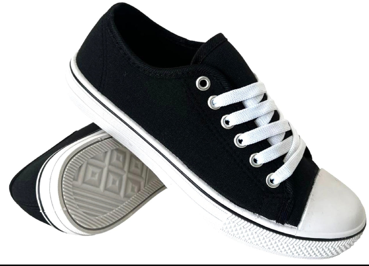 Ladies Flat Canvas Plimsolls