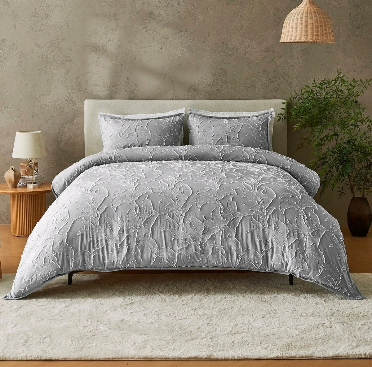 Stylish Tufted Leaf Design Duvet Sets