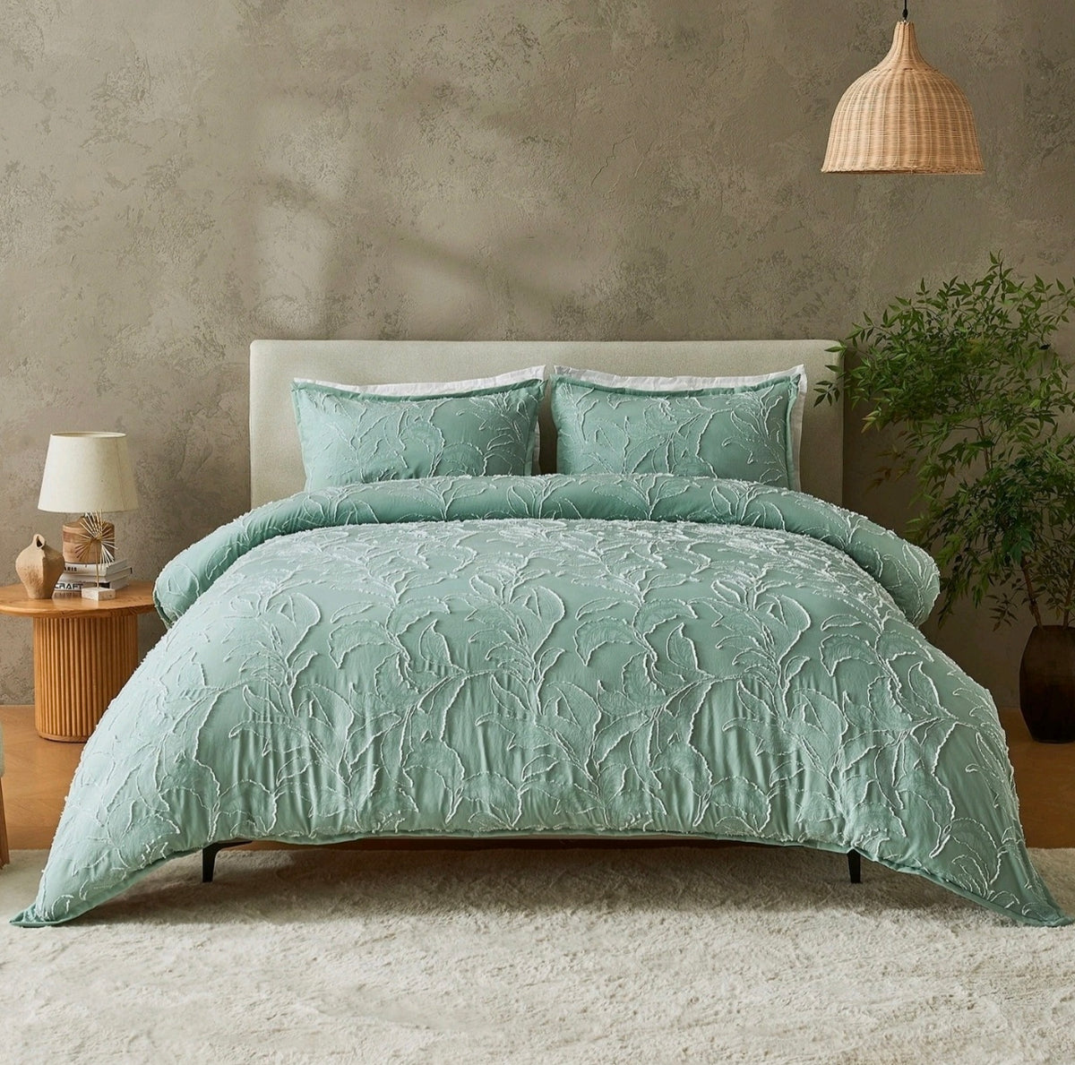 Stylish Tufted Leaf Design Duvet Sets