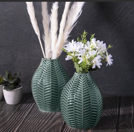 Set Of 2 Green Ceramic Leaf Inspired Vases